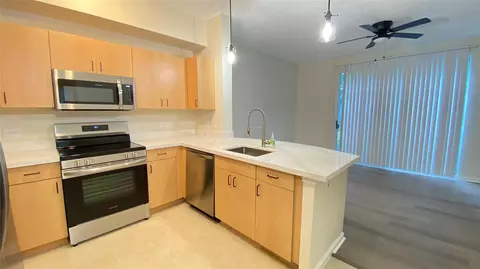 533 NE 3rd #419, Fort Lauderdale, FL 33301