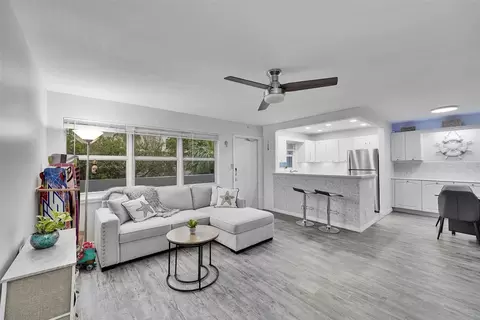 2870 NE 14th St #303, Pompano Beach, FL 33062
