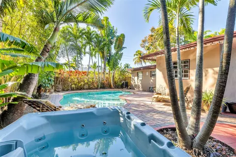 2908 NW 6th Ter, Wilton Manors, FL 33311
