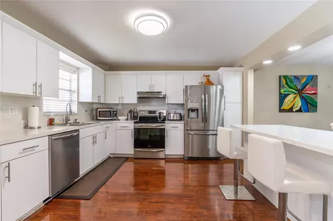 150 S Hollybrook Ter #107, Pembroke Pines, FL 33025