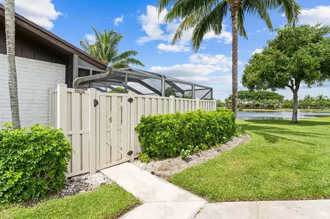 9903 Boca Gardens Trl #B, Boca Raton, FL 33496
