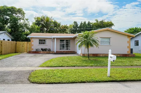 9020 NW 26th Pl, Sunrise, FL 33322