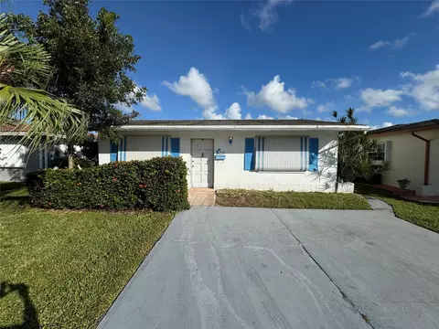 8521 NW 57th Ct, Tamarac, FL 33321