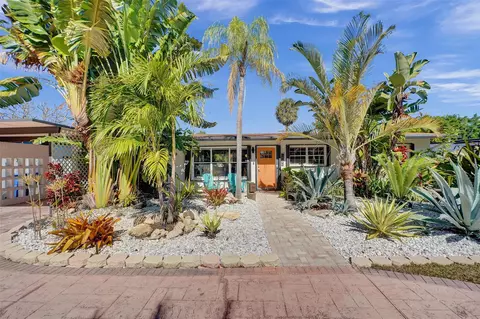 317 NW 30th Ct, Wilton Manors, FL 33311