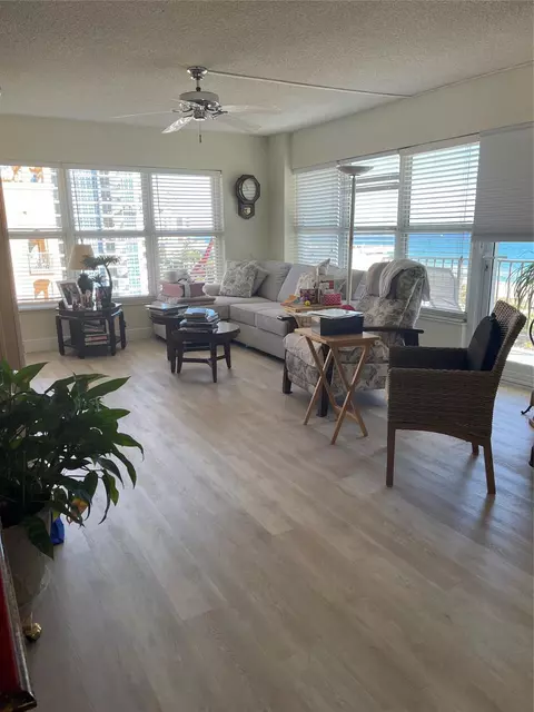 405 N Ocean Blvd #801, Pompano Beach, FL 33062
