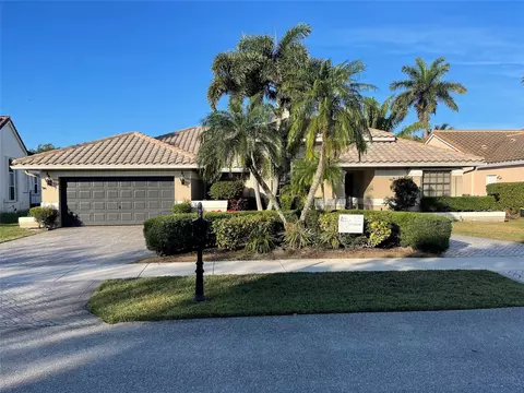 2741 E Orchard Cir, Davie, FL 33328