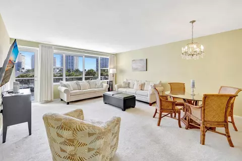 3300 NE 36th St #314, Fort Lauderdale, FL 33308