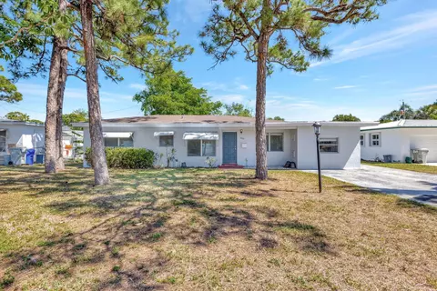 810 SE 1st Ave, Pompano Beach, FL 33060
