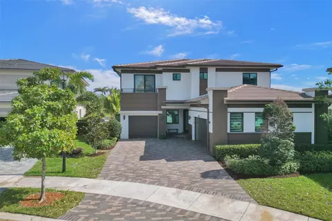 8660 Pacifica Ln, Parkland, FL 33067