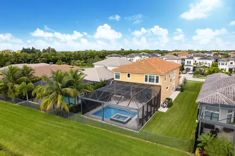 9838 Vitrail Ln, Delray Beach, FL 33446