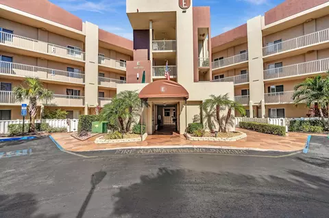 7642 Trent Dr #204, Tamarac, FL 33321