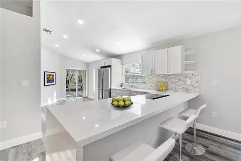 6051 NW 44th Ln, Coconut Creek, FL 33073