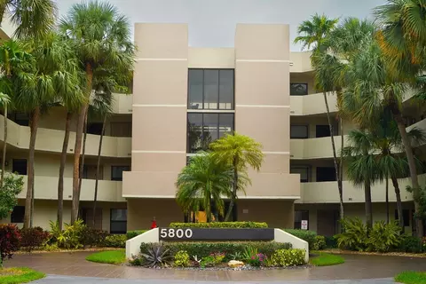 5800 Camino Del Sol #105, Boca Raton, FL 33433
