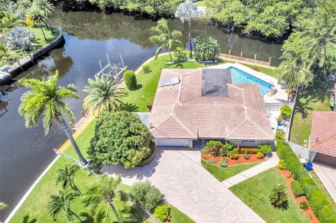 219 SE 3 Ter, Pompano Beach, FL 33060