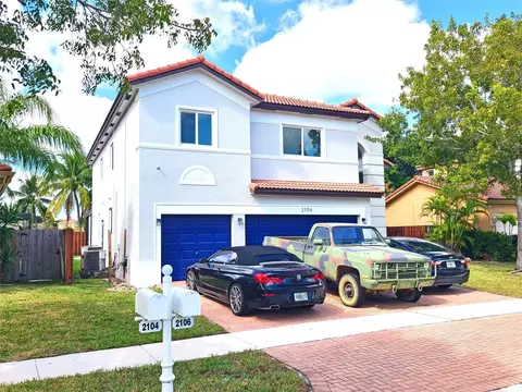 2106 NE 38th Rd, Homestead, FL 33033