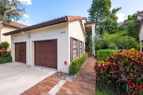 3022 Lucerne Park Dr, Greenacres, FL 33467
