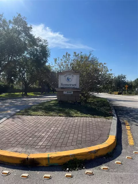 2861 Somerset Dr #101, Lauderdale Lakes, FL 33311