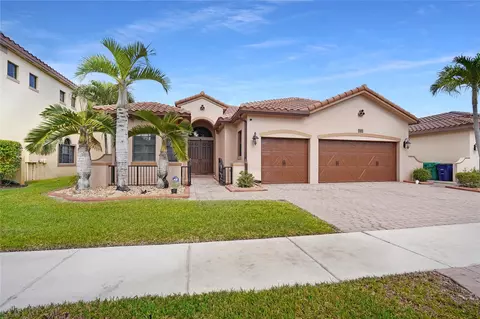 8715 NW 41st, Hollywood, FL 33024
