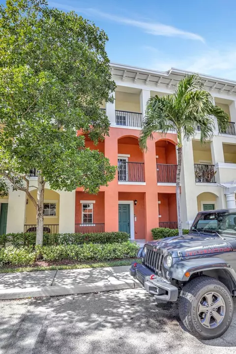623 SW 2nd Ave #623, Pompano Beach, FL 33060