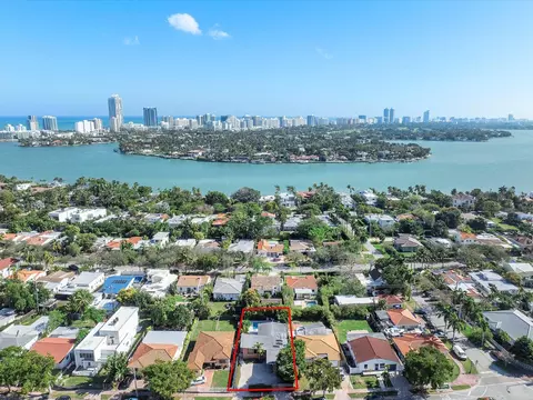 1410 71st St, Miami Beach, FL 33141