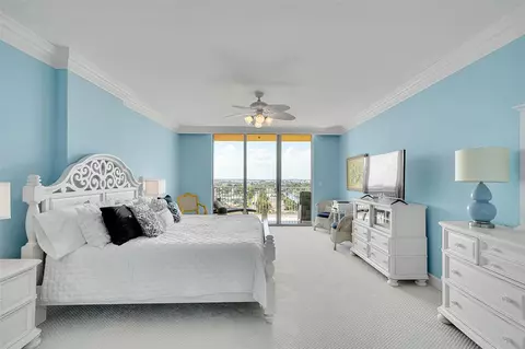 Bedroom - 821 N Riverside Dr #PH2, Pompano Beach, FL 33062 photo 3 of 12