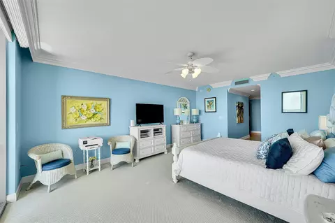 Bedroom - 821 N Riverside Dr #PH2, Pompano Beach, FL 33062 photo 7 of 12