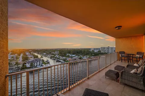 View/Area - 821 N Riverside Dr #PH2, Pompano Beach, FL 33062 photo 10 of 25