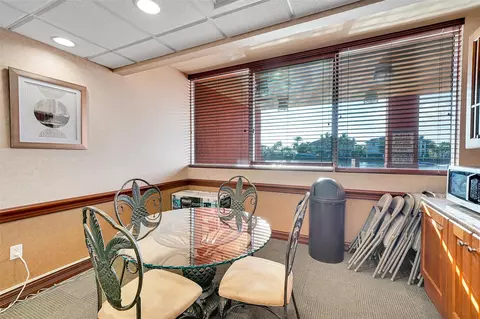 Dining - 821 N Riverside Dr #PH2, Pompano Beach, FL 33062 photo 3 of 3