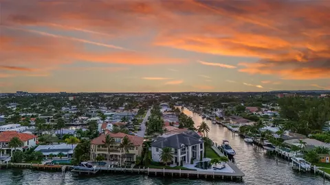 View/Area - 821 N Riverside Dr #PH2, Pompano Beach, FL 33062 photo 8 of 25