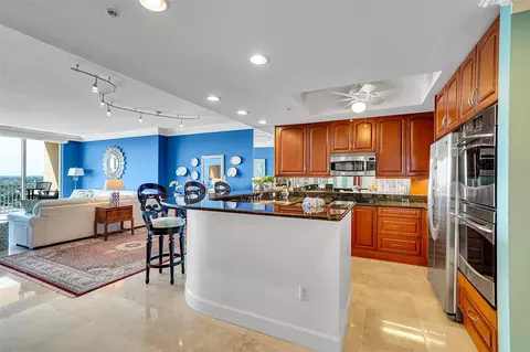 Kitchen - 821 N Riverside Dr #PH2, Pompano Beach, FL 33062 photo 1 of 5