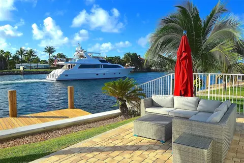 1705 N Riverside Dr #6, Pompano Beach, FL 33062