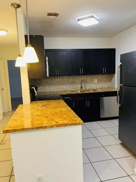 6505 Winfield Blvd #B-59, Margate, FL 33063