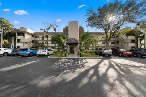 7625 NW 79th Ave #106, Tamarac, FL 33321