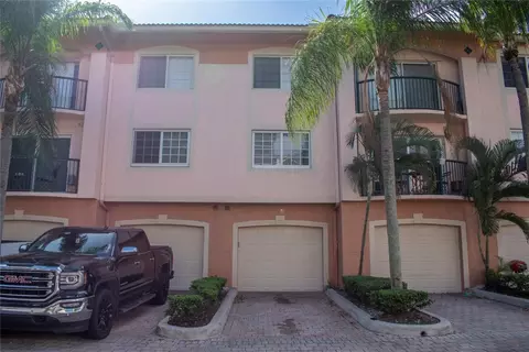 2021 SE 10th #206, Fort Lauderdale, FL 33316