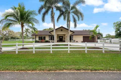 5711 SW 195th Ter, Southwest Ranches, FL 33332
