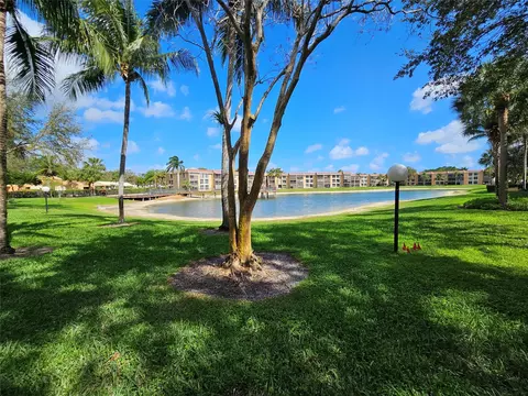 6708 Coral Lake Dr #6708, Pompano Beach, FL 33063
