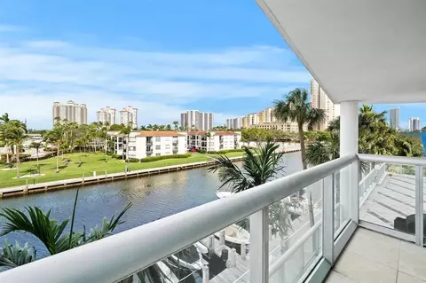 3131 NE 188th St #2-302, Aventura, FL 33180