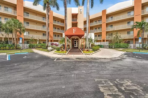 7775 Yardley Dr #210, Tamarac, FL 33321