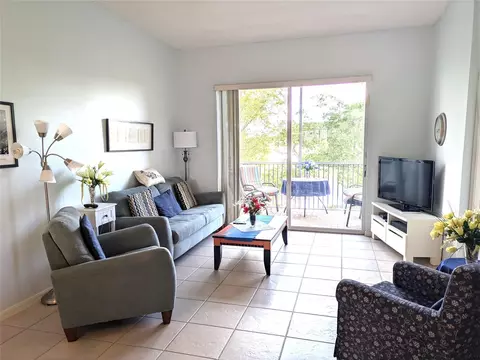 9551 Weldon #403, Tamarac, FL 33321