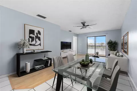 1040 NW 106th Ter #203, Hollywood, FL 33026