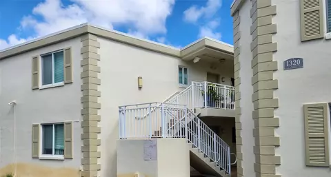 1320 Miami Rd #8, Fort Lauderdale, FL 33316