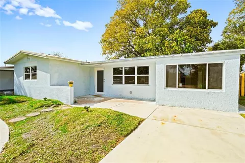 5041 SW 94th Way, Cooper City, FL 33328