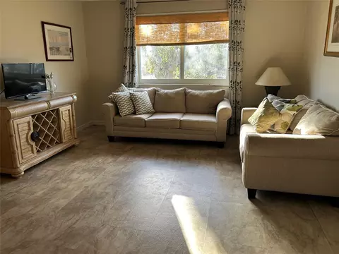 6260 NE 18th Ave #827, Fort Lauderdale, FL 33334