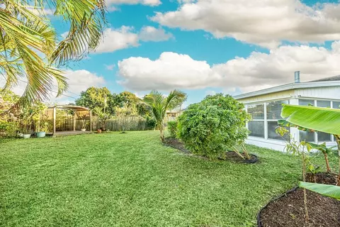 1885 SW Cameo Blvd, Port Saint Lucie, FL 34953