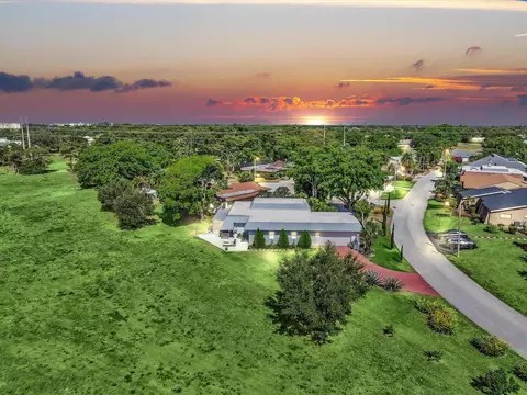 4601 Bayberry Ln, Tamarac, FL 33319
