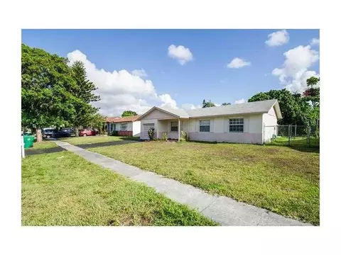 8231 NW 47 St, Lauderhill, FL 33351