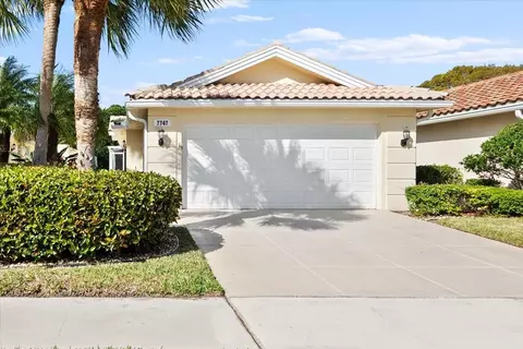 7747 SE Spicewood Cir, Hobe Sound, FL 33455