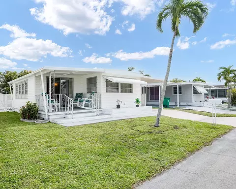 1640 SW 83rd Ter, Davie, FL 33324
