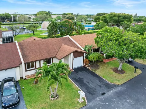 5443 Laurel Oak St, Delray Beach, FL 33484