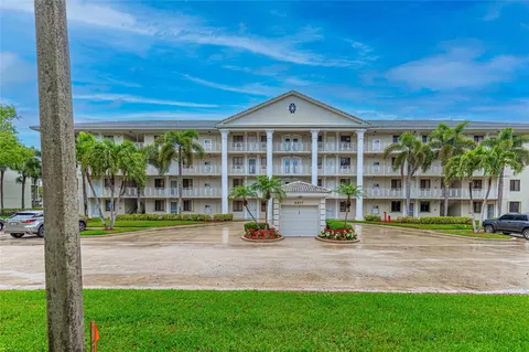 6217 Balboa Cir #402, Boca Raton, FL 33433